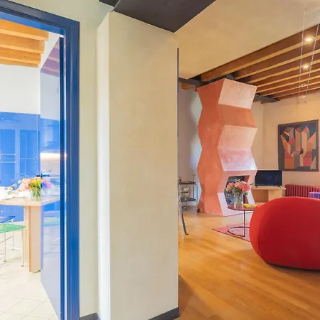 Night At The Museum - Free Parking By Rent Комо