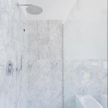 Night At The Museum - Free Parking By Rent Appartement Côme