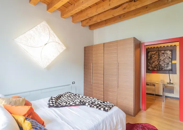 Night At The Museum Apartment Apartman Como