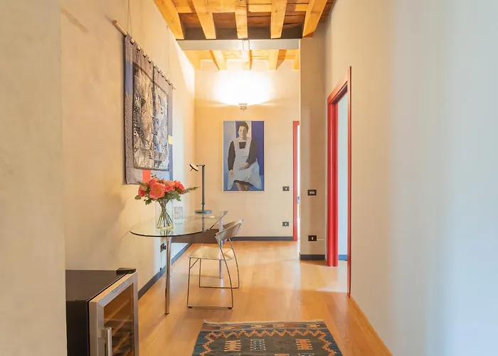 Night At The Museum - Free Parking By Rent דירה קומו